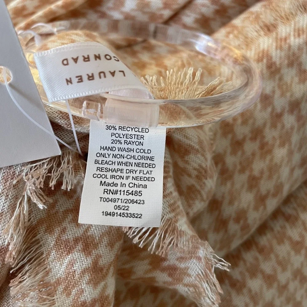 NWT Lauren Conrad Pastel Pink Houndstooth Scarf Fringe Layering Preppy Old Money